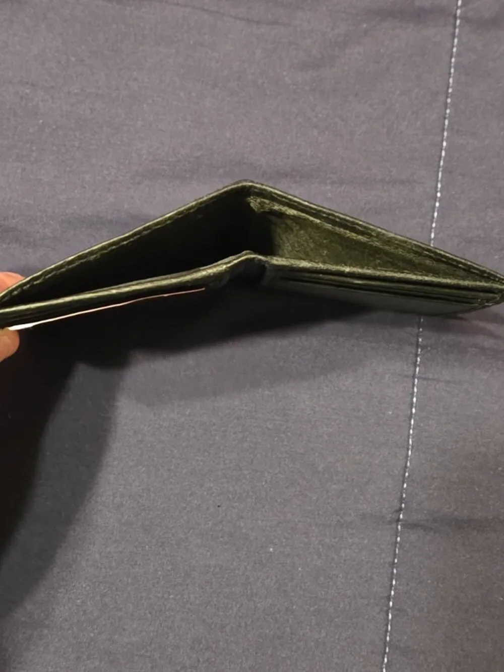 MENS BI-FOLD LEATHER WALLET